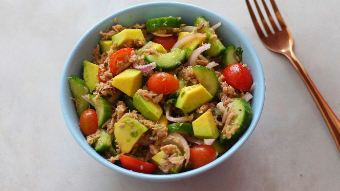 healthy-weight-loss-avacado-tuna-salad-keto-recipe